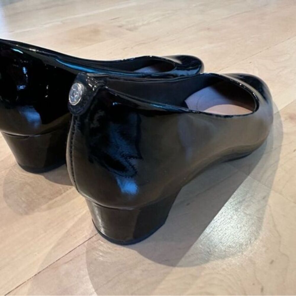 Taryn Rose Black Patent‎ Leather Ballet Flats Slip On Professional - Picture 3 of 8